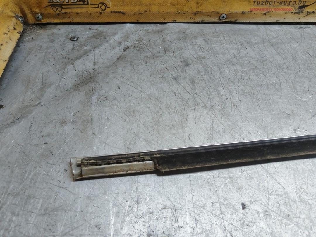 Молдинг стекла двери задней левой наружный 5LEOYI Peugeot 607 купить в магазине запчастей бу