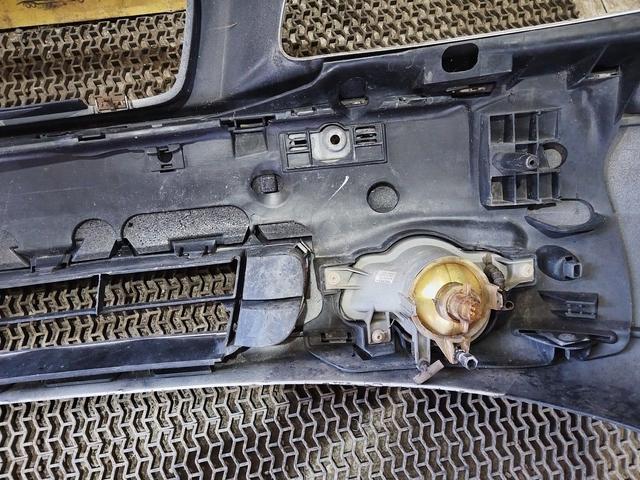 Бампер передний AT8ZWF Volvo V70 undefined