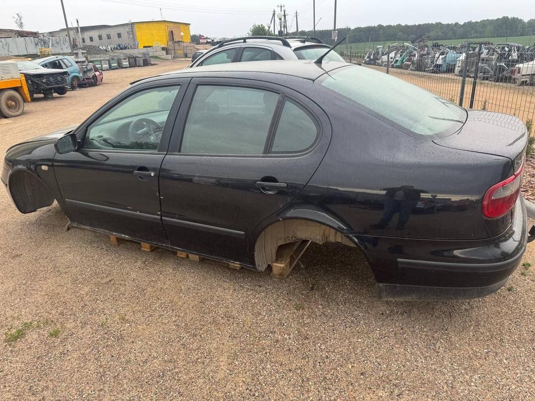 Стойка кузовная центральная левая K4QGFV Seat Toledo