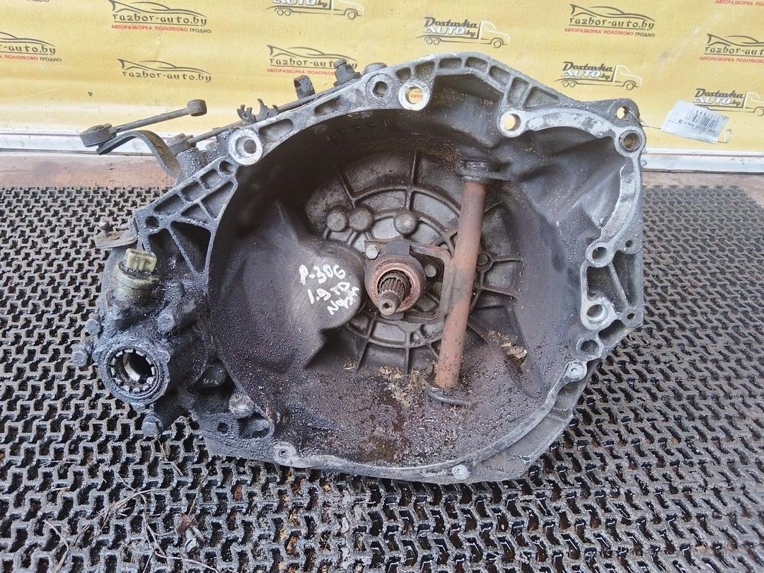 КПП механическая (МКПП) 5-ступенчатая 8L6T9S Peugeot 306