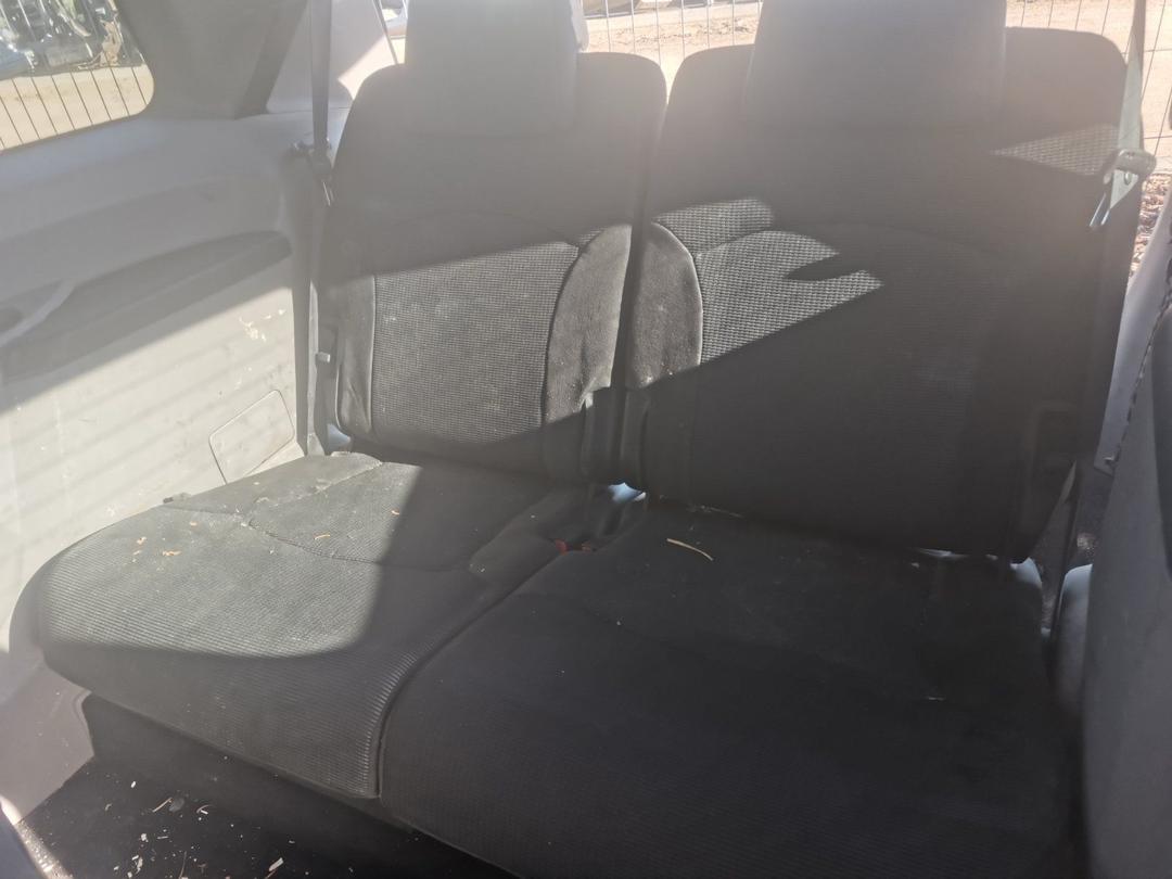 Сиденье третий ряд INERJI Mitsubishi Grandis