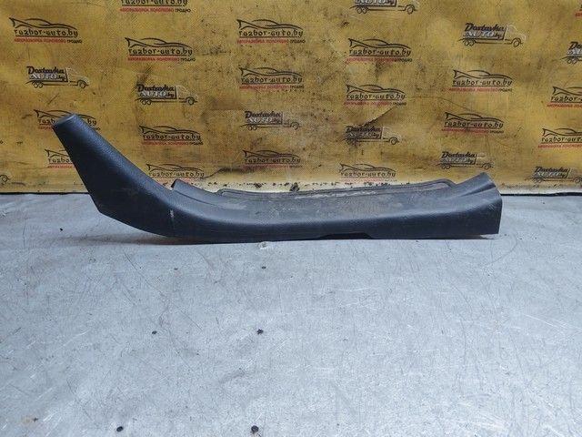 Накладка на порог внутренняя задняя левая RS6HVM Toyota Avensis купить