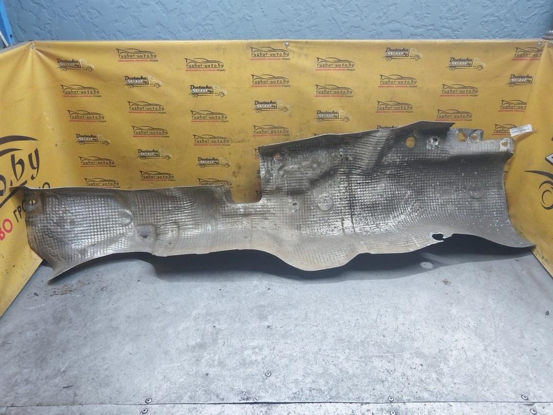 Тепловой экран глушителя ST77HV Volkswagen Passat купить с доставкой