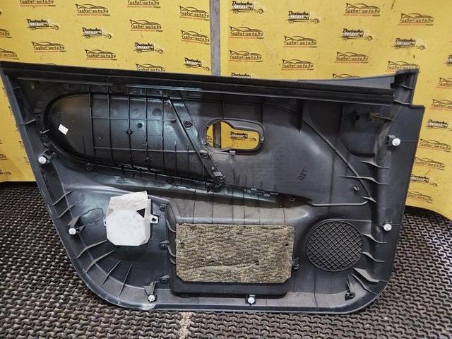 Обшивка двери передней правой (дверная карта) 1D24SR Nissan Note купить