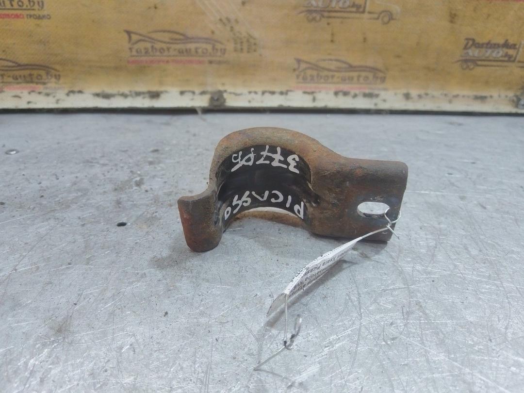 Крепление втулки стабилизатора KV9T5S Citroen Xsara Picasso - Фото 3