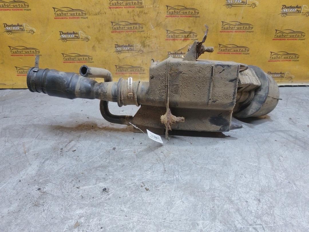 Горловина топливного бака B97MQK Renault Laguna купить в магазине запчастей бу