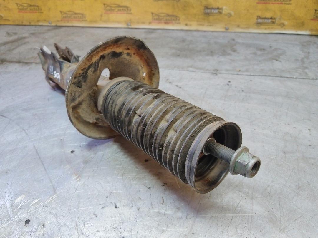 Амортизатор передний правый 3A7GES Volkswagen Polo купить