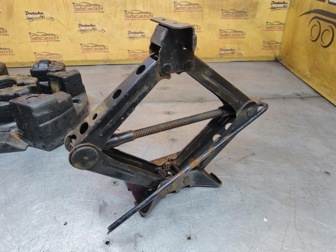 Домкрат EDKNCP Ford Fusion - Фото 4