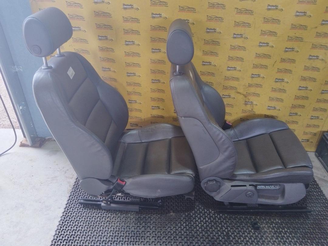 Салон (комплект сидений) J3DRB1 Audi A4 undefined