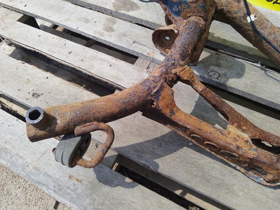 Балка подвески задняя EERBIP Seat Altea купить