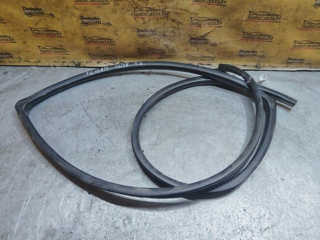 Уплотнитель двери задней левой D4WUSG Toyota Corolla Verso - Фото 2