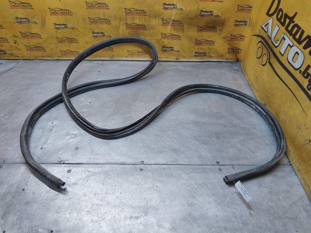 Уплотнитель двери задней правой U8G7AE Nissan Almera - Фото 1