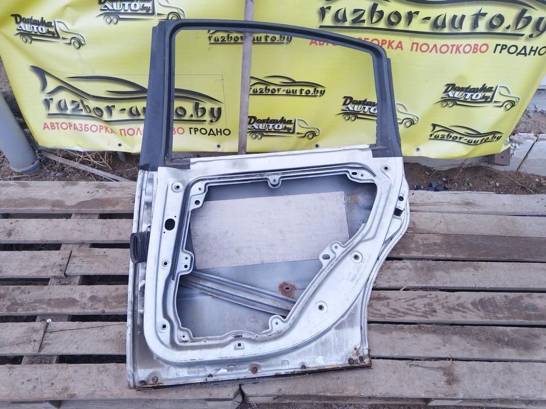 Дверь задняя правая DB5W8C Volkswagen Passat купить в магазине запчастей бу