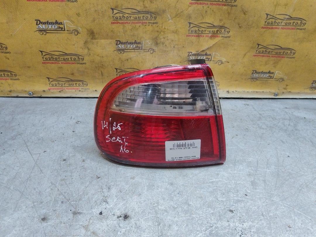 Фонарь задний левый JB9TT6 Seat Toledo купить с доставкой