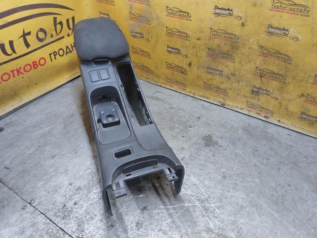 Подлокотник 3IMYOG Nissan Primera купить с доставкой