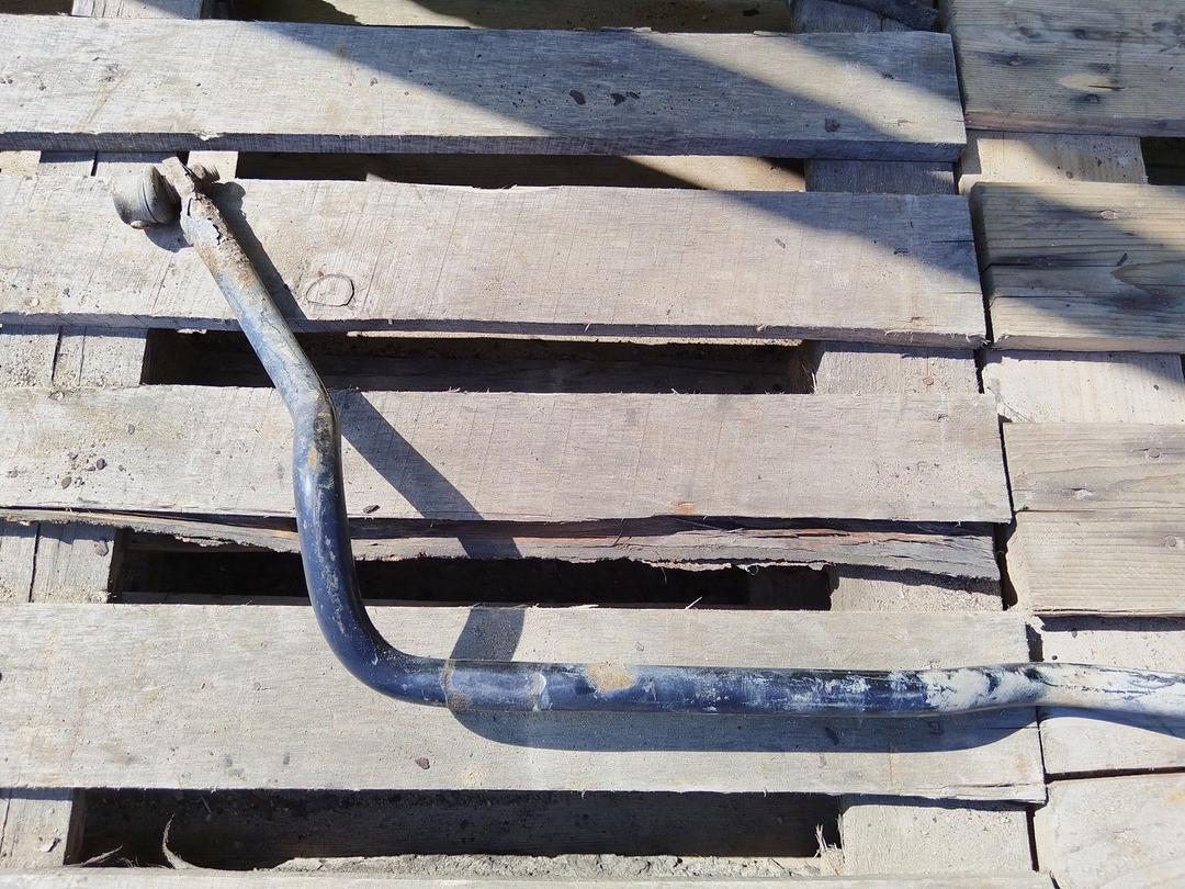 Стабилизатор подвески (поперечной устойчивости) передний M5UN82 Peugeot 406 купить