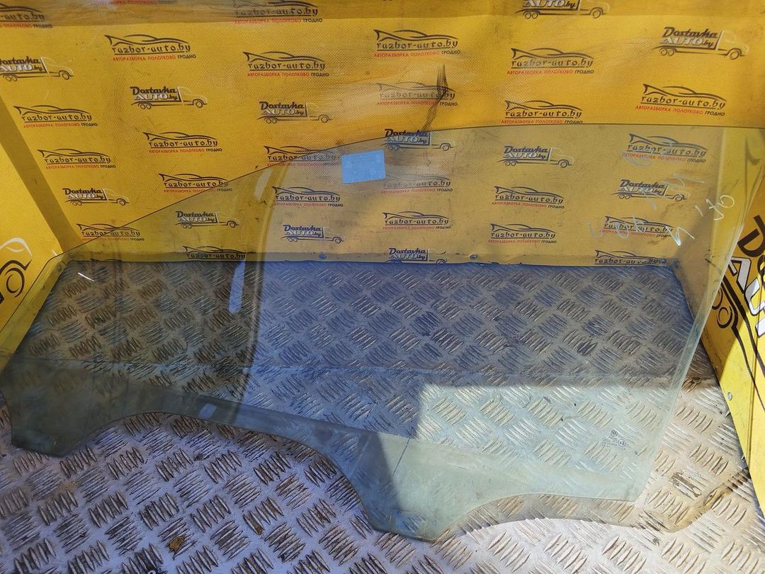 Стекло двери передней правой RGOXTC Volkswagen Passat купить с доставкой