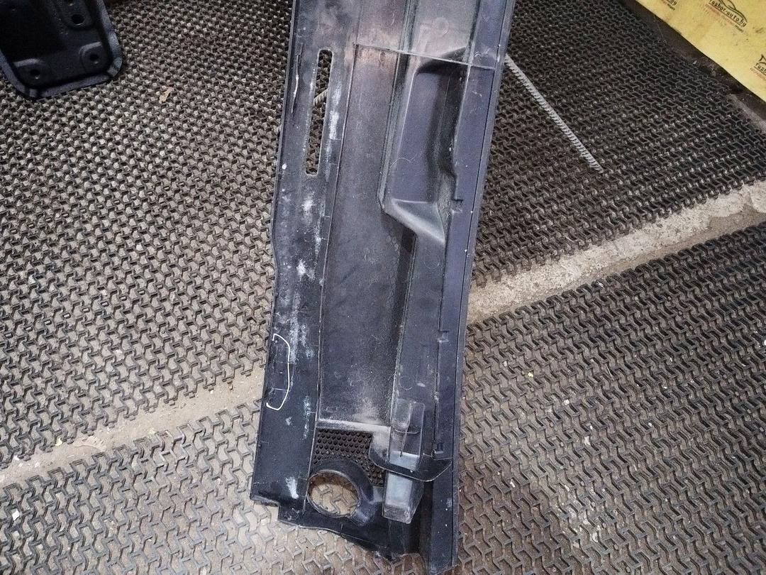 Дождевик TK4Z88 Peugeot 607 undefined