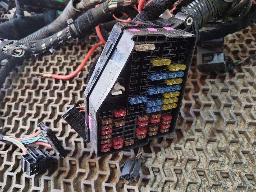 Проводка 8QAIWY Skoda Fabia купить