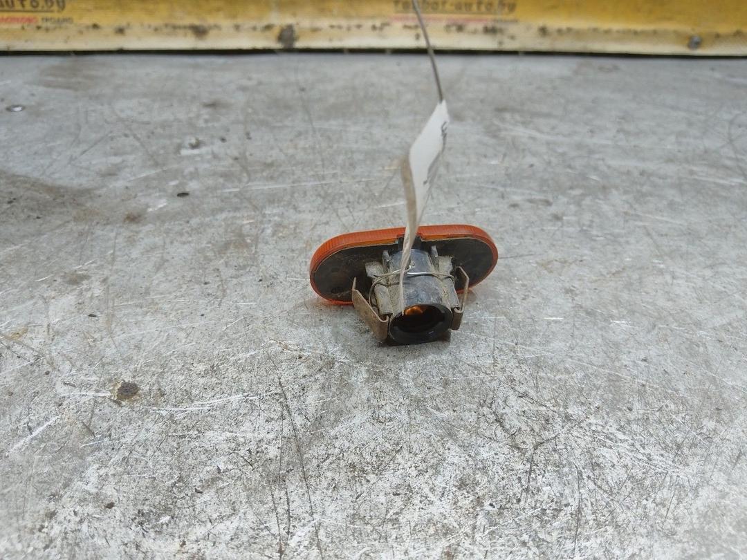 Повторитель передний правый QH768P Renault Laguna купить