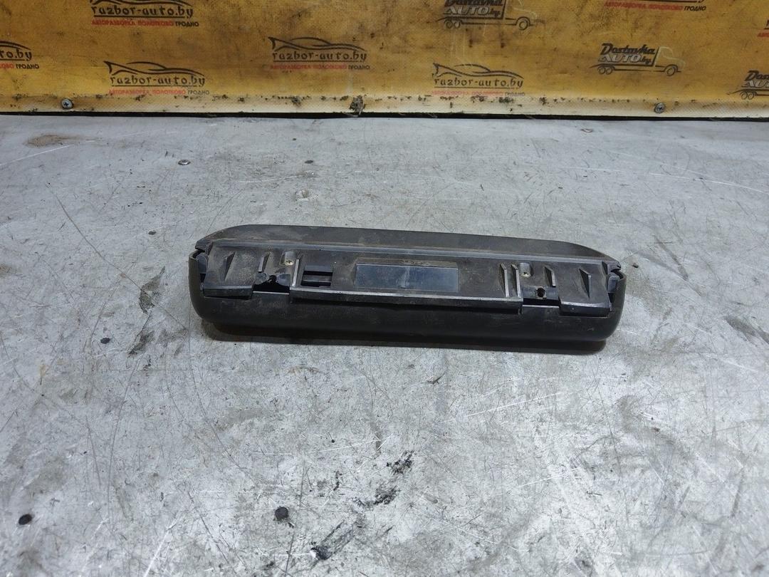 Стоп-сигнал UH7Q7C Citroen Xsara Picasso - Фото 2