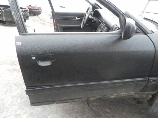 Стекло двери передней правой NJ258T Audi 100 - Фото 1