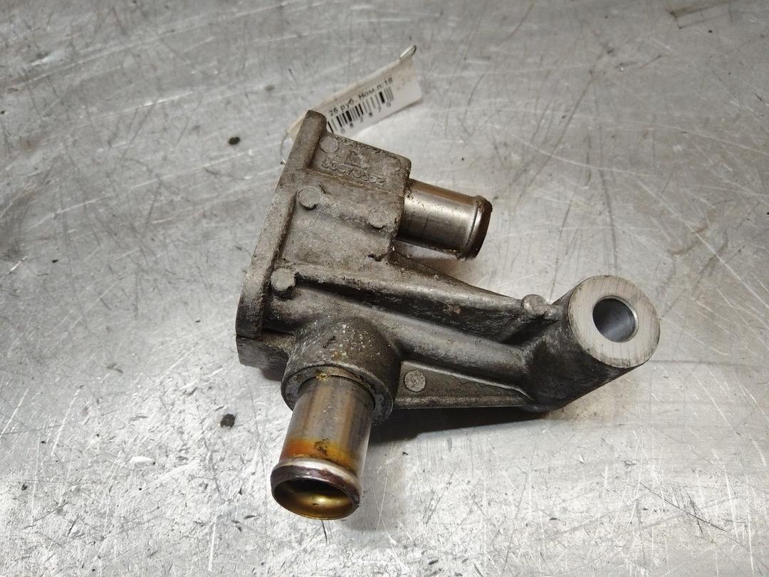 Фланец (тройник) системы охлаждения 1ZN26K Opel Astra - Фото 2