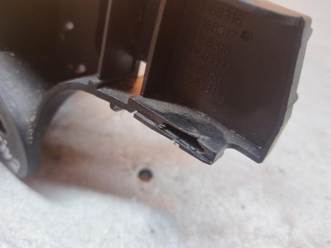 Кнопка открытия багажника GQ8EEO Opel Meriva - Фото 2