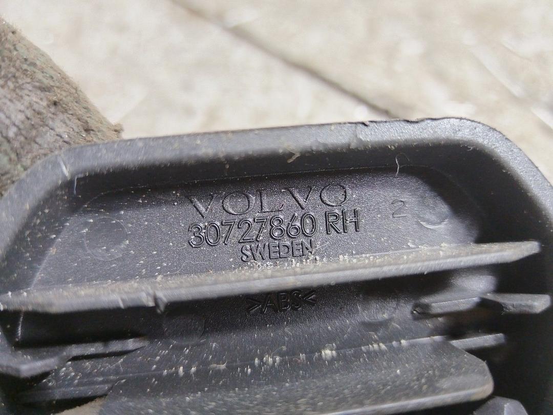 Пластик салазок сиденья LJKLG3 Volvo XC70 - Фото 4