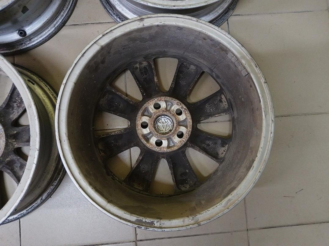 Диск литой R16, 5x100 Toyota Avensis 2006 PWTESZ PWTESZ Toyota Avensis undefined
