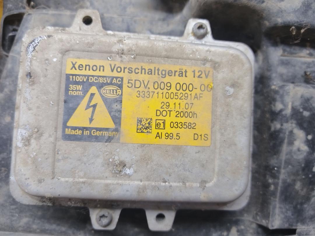 Фара левая 2BL7YN Citroen C4 Picasso undefined