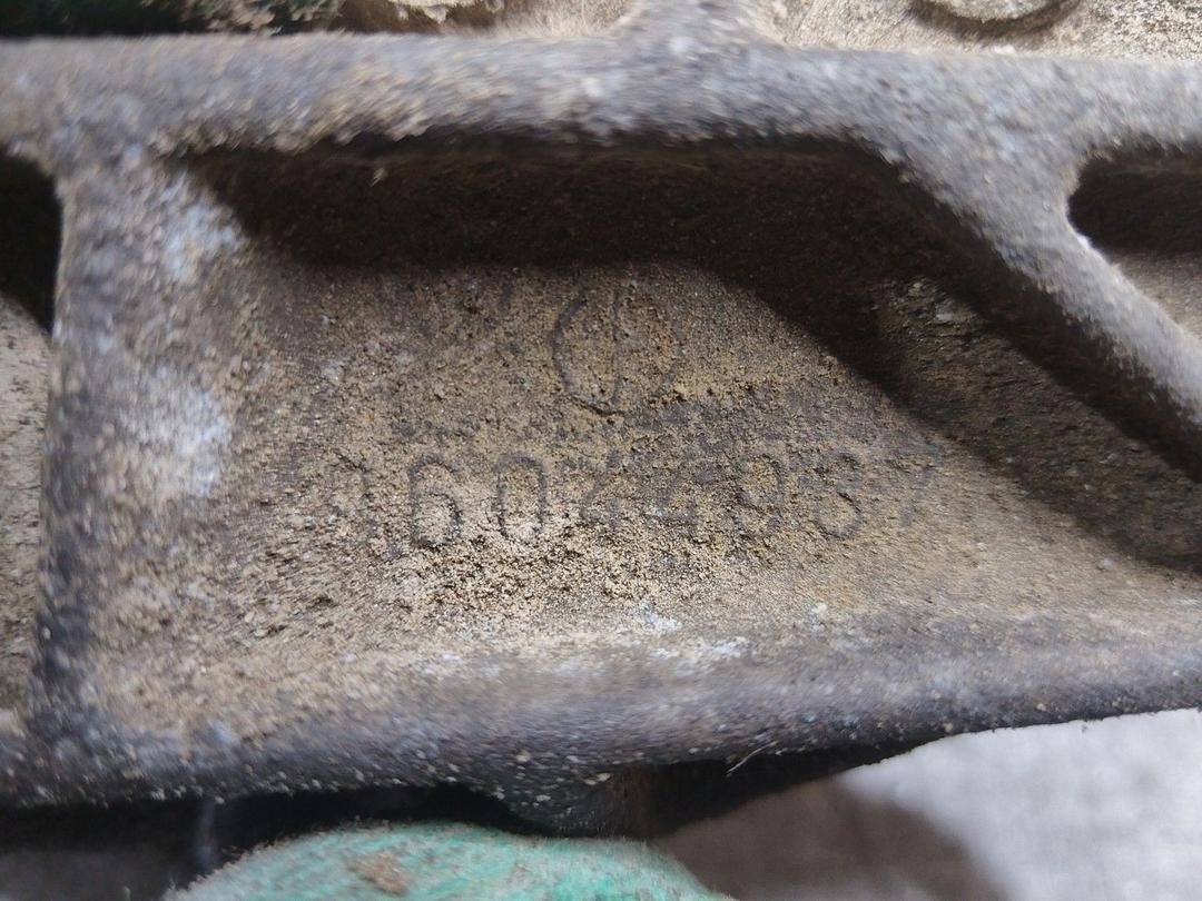 Кронштейн двигателя AYVF6U Peugeot 306 купить в магазине запчастей бу