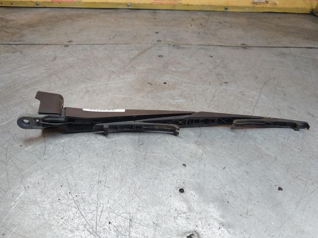 Щеткодержатель задний GLW7N1 Citroen C4 купить