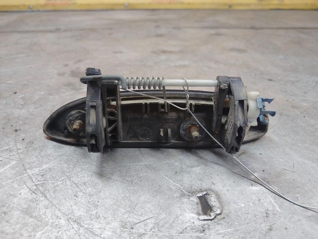 Ручка наружная передняя правая 0491NU Renault Scenic купить