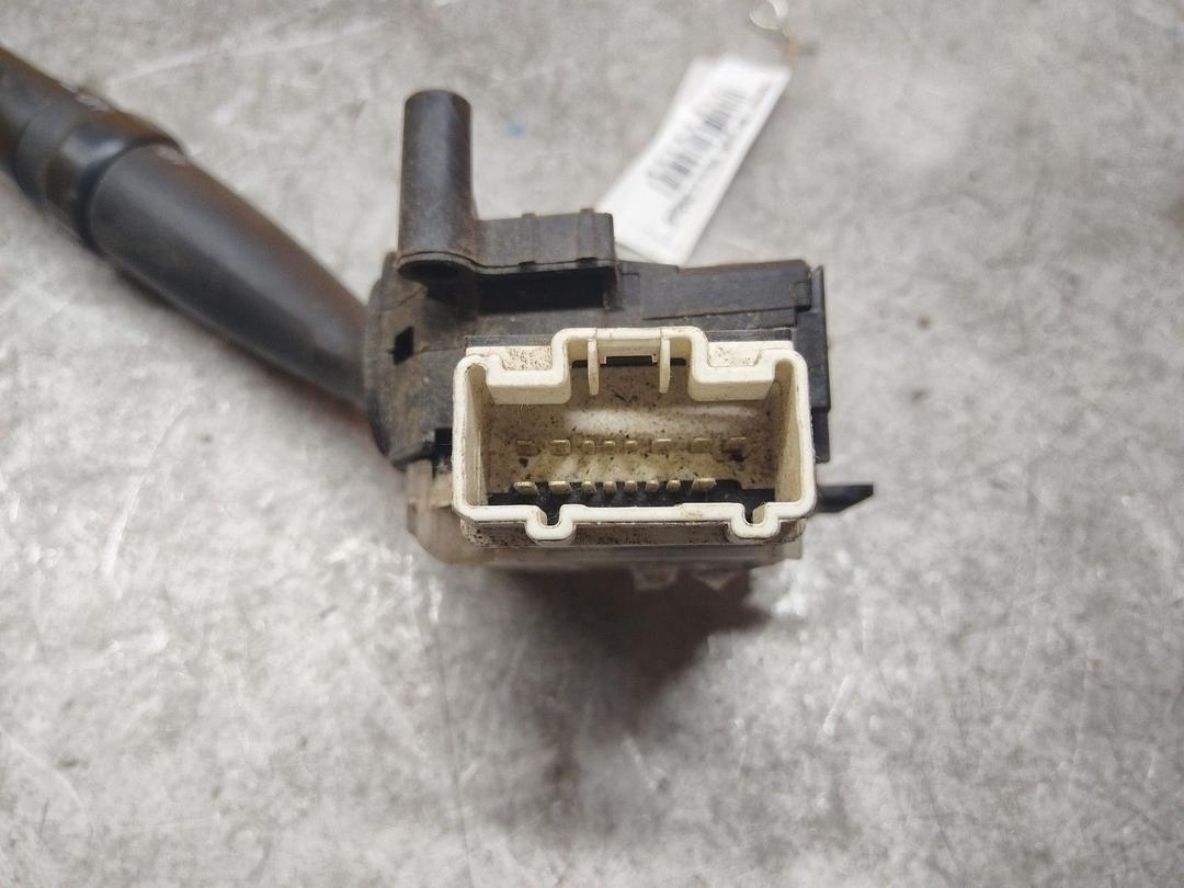 Переключатель поворотов 4V09AF Geely LC Cross купить