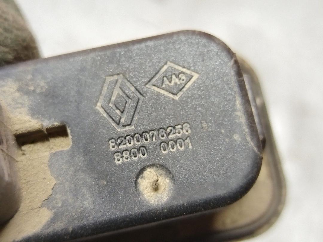 Кнопка открытия багажника RF477M Renault Scenic - Фото 4