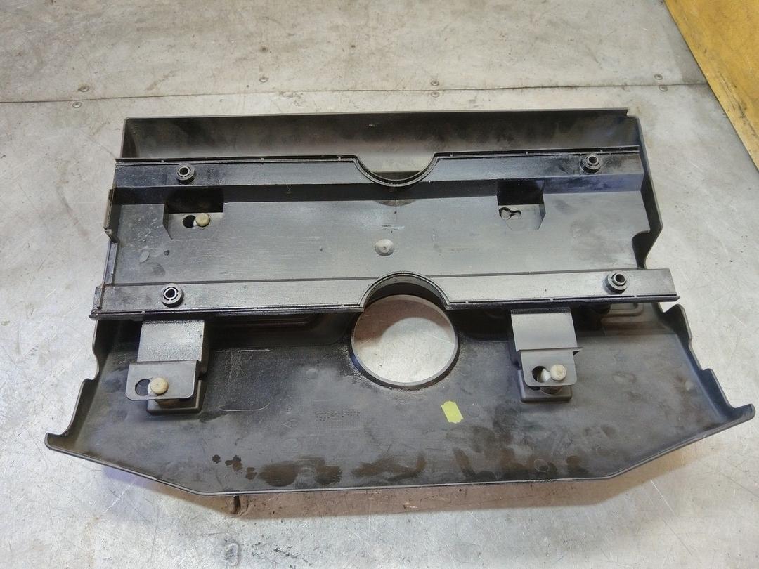 Декоративная крышка двигателя O5E1Y7 Renault Safrane купить