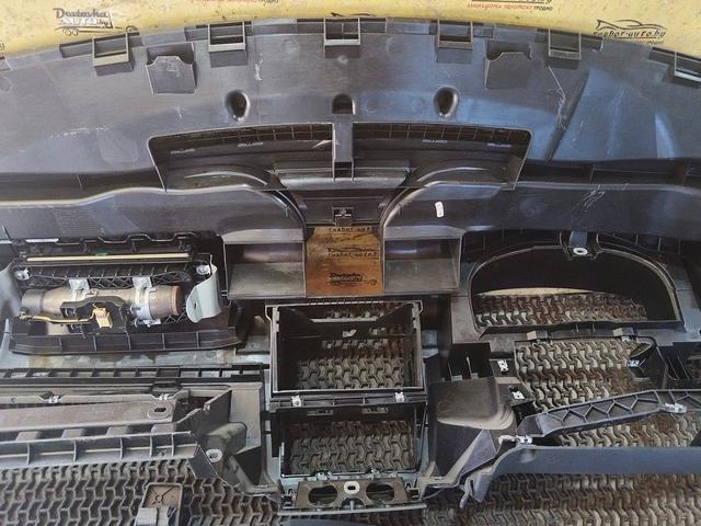 Панель передняя салона (торпедо) 86FJNI Volkswagen Jetta - Фото 10