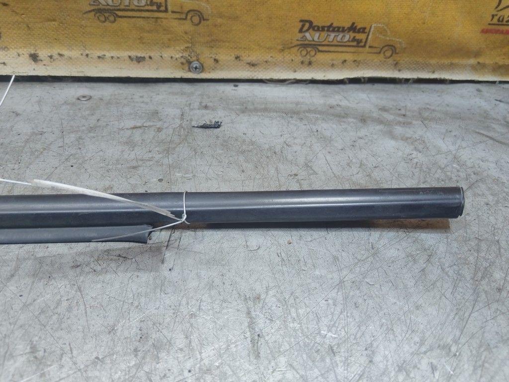 Молдинг стекла двери задней правой наружный DTFZP9 Toyota Corolla - Фото 4