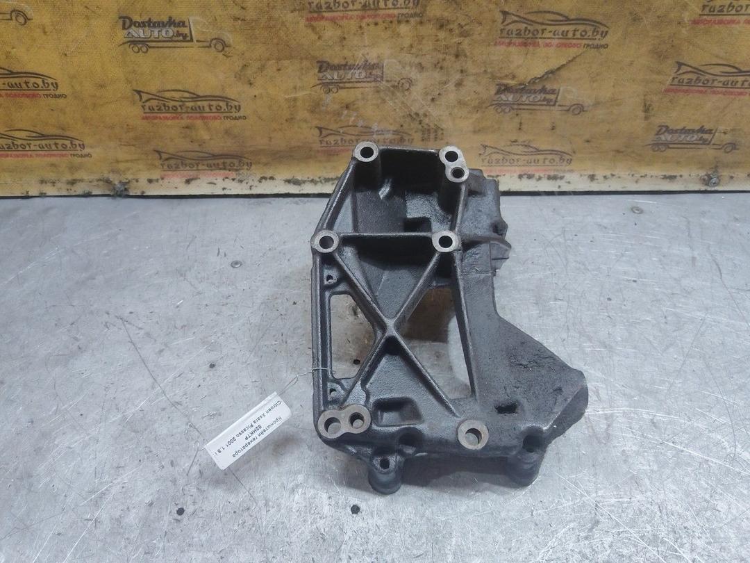 Кронштейн генератора 82HKTP Citroen Xsara Picasso - Фото 3