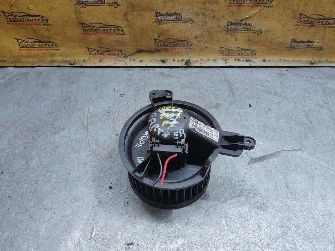 Моторчик печки 3DOT0U Citroen Berlingo купить с доставкой