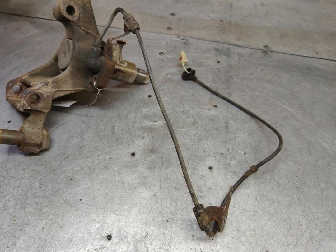 Цапфа задняя (ось ступицы) EH4KY9 Mazda Premacy - Фото 5