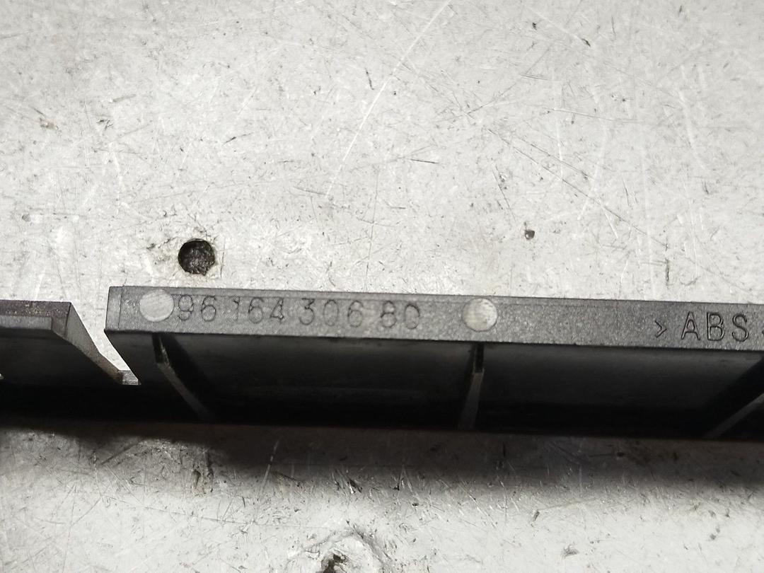 Рамка под магнитолу 3N411X Peugeot 406 купить с доставкой