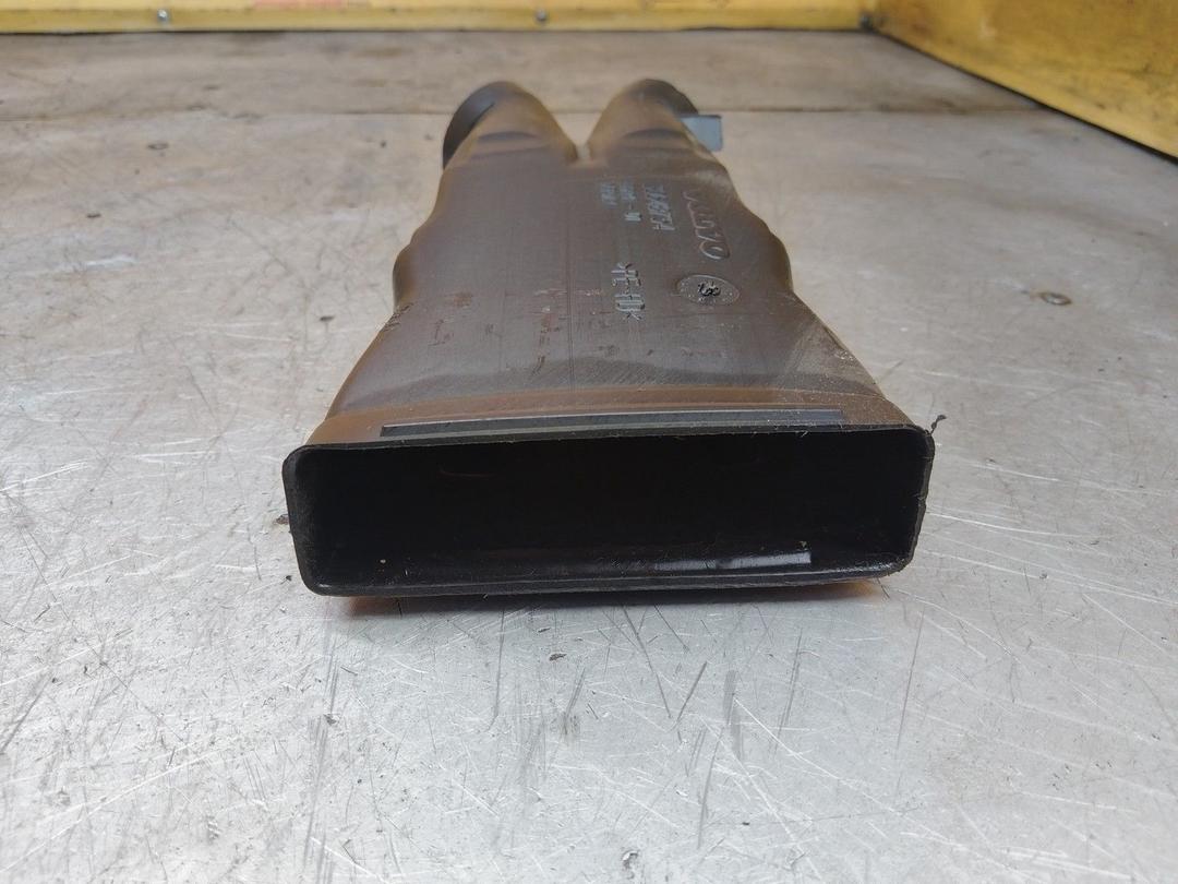 Воздуховод N2M7LQ Volvo XC70 купить с доставкой