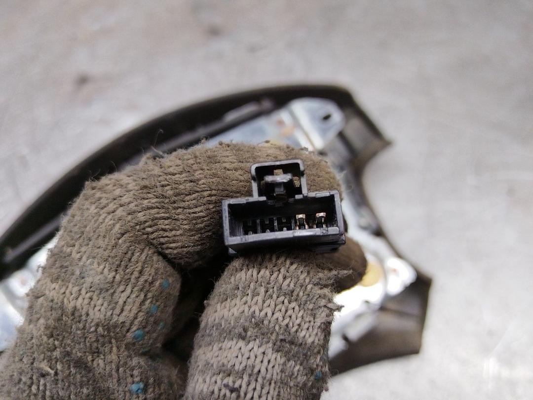 Подушка безопасности водителя 8GT34W Peugeot 607 купить в магазине запчастей бу