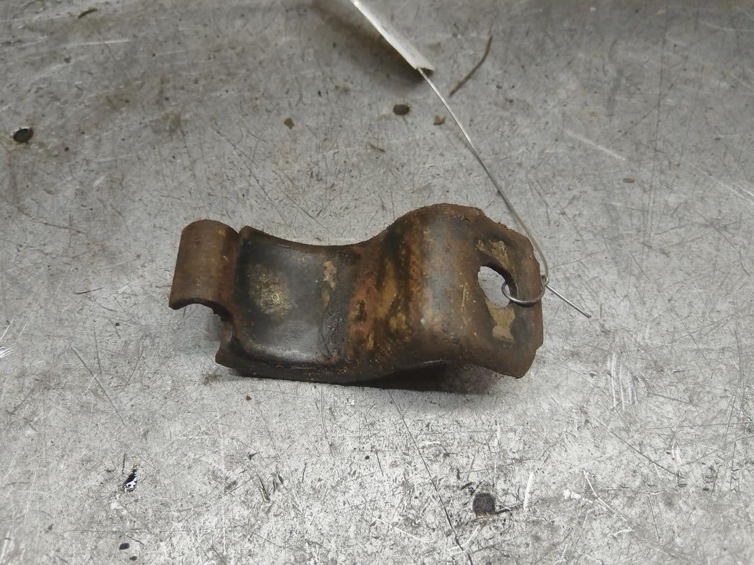 Крепление втулки стабилизатора KXI6PO Renault Scenic RX4 - Фото 2