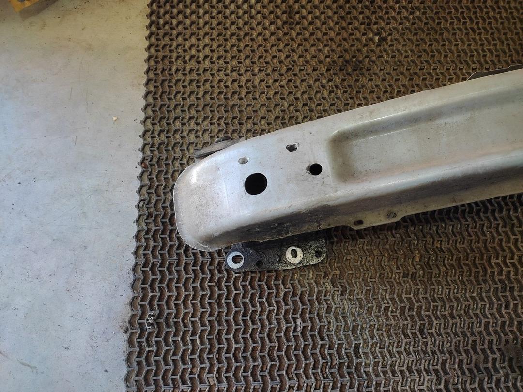 Усилитель бампера переднего FTMZ3M Renault Espace купить