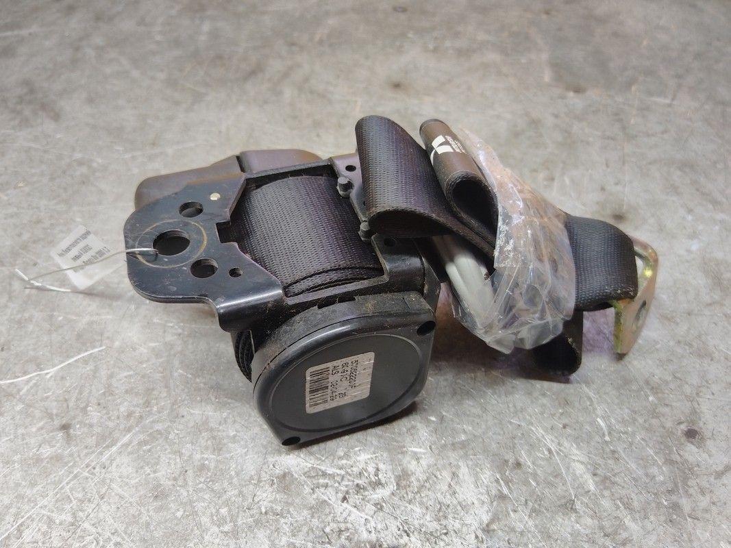 Ремень безопасности задний левый XU8X3O Mitsubishi Space Star