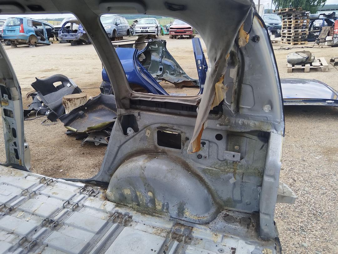 Крыло заднее правое 3KF9B3 Renault Espace купить с доставкой