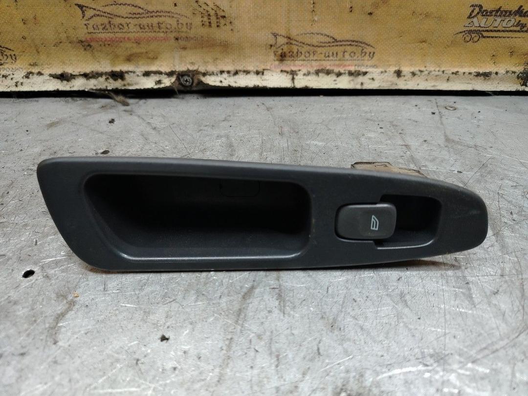 Кнопка стеклоподъемника заднего левого 4QJY2U Volvo V40 - Фото 1